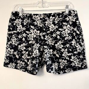 PARKE AND RONEN Floral Black and White Seersucker 4” Shorts